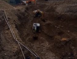 Puluhan Excavator Beroperasi di Tambang Ilegal Bajo Barat, Aktivis Soroti Kinerja Polisi